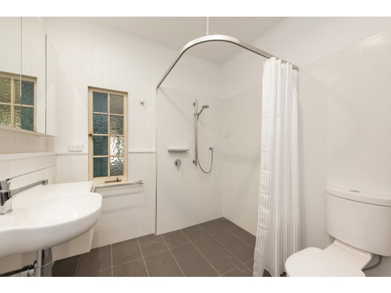 12 and 16 Wight Street, Milton QLD 4064