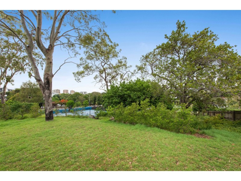 12 and 16 Wight Street, Milton QLD 4064