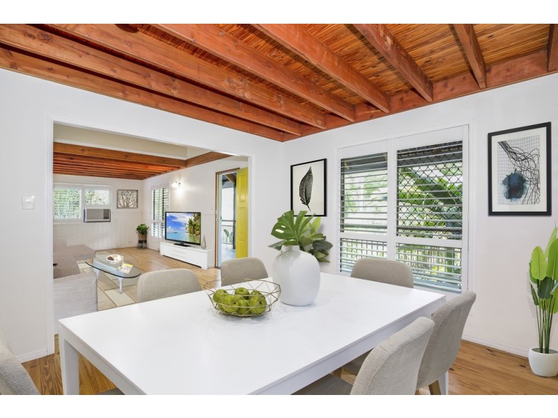 8 Rosalie Street, Bardon QLD 4065