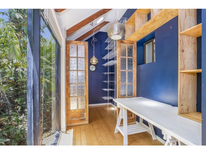 8 Rosalie Street, Bardon QLD 4065