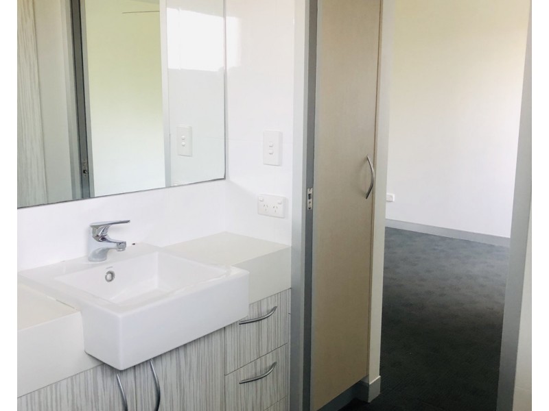 4/58 Durham Street, St Lucia QLD 4067