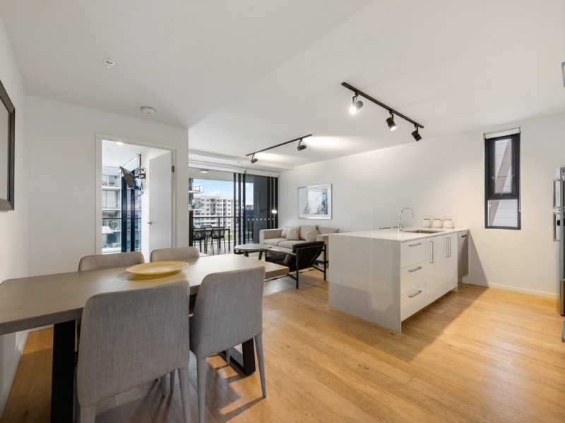 2098/9 Edmondstone Street, South Brisbane QLD 4101