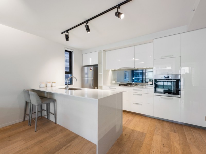 2098/9 Edmondstone Street, South Brisbane QLD 4101