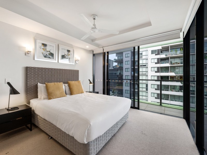 2098/9 Edmondstone Street, South Brisbane QLD 4101