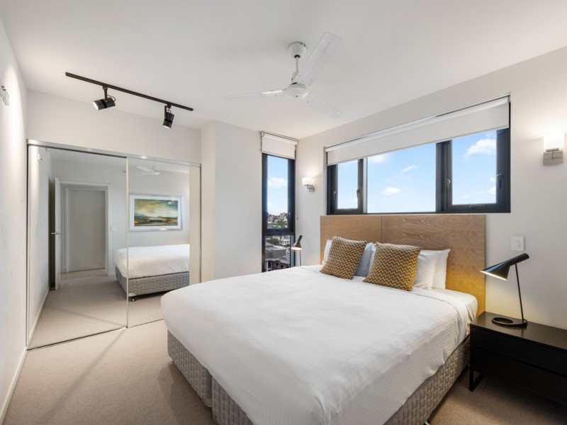 2098/9 Edmondstone Street, South Brisbane QLD 4101