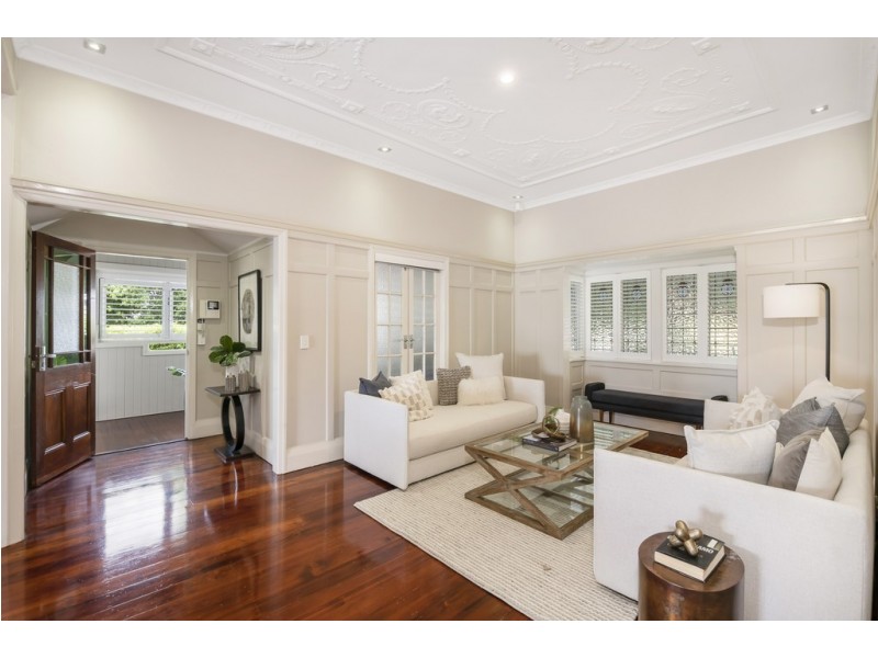 2 Glenlyon Drive, Ashgrove QLD 4060