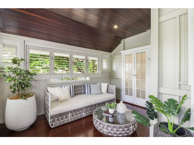 2 Glenlyon Drive, Ashgrove QLD 4060