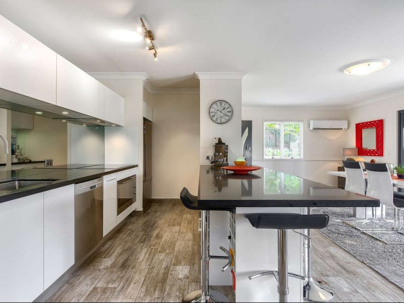 35 Greenmont Close, Ashgrove QLD 4060