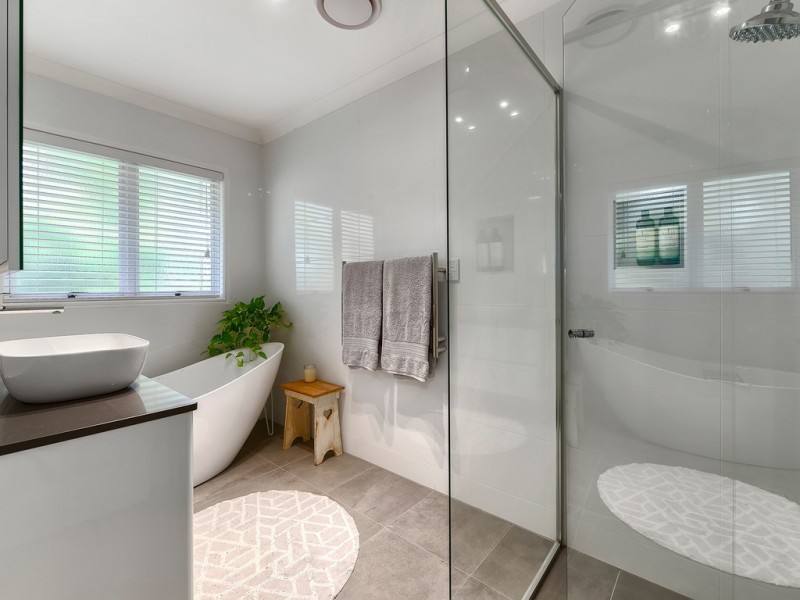 35 Greenmont Close, Ashgrove QLD 4060