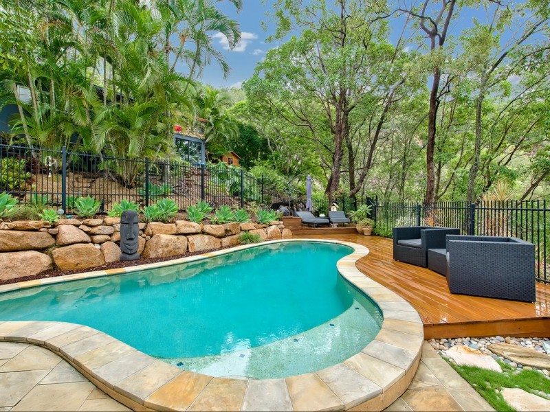 35 Greenmont Close, Ashgrove QLD 4060