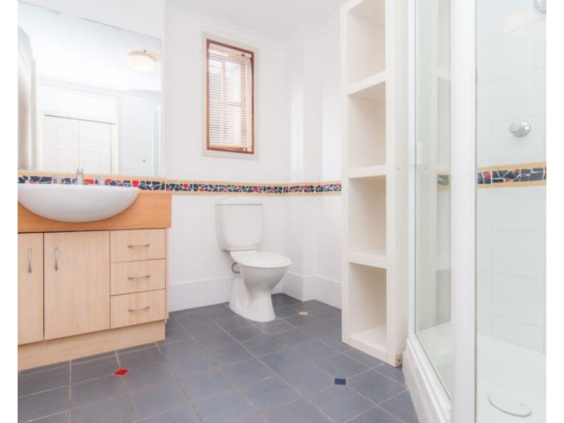 2/8 Horsfall Street, Paddington QLD 4064