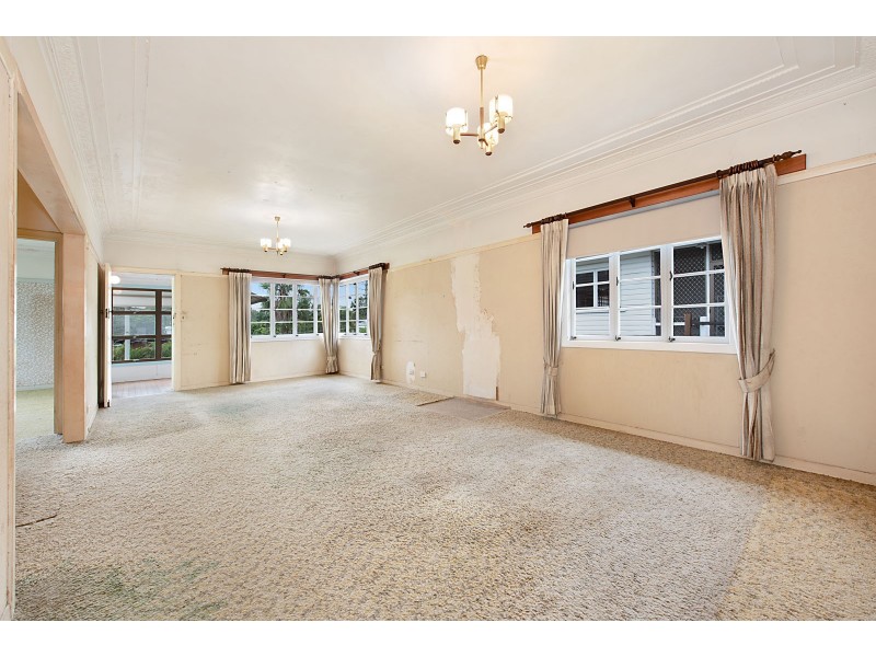 54 Kapunda Street, Toowong QLD 4066