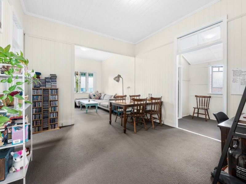 52 Edgar Street, East Brisbane QLD 4169