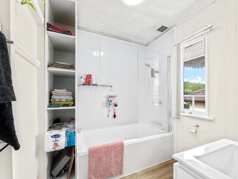 52 Edgar Street, East Brisbane QLD 4169