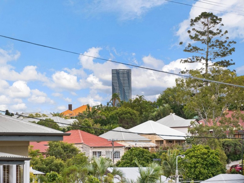 52 Edgar Street, East Brisbane QLD 4169