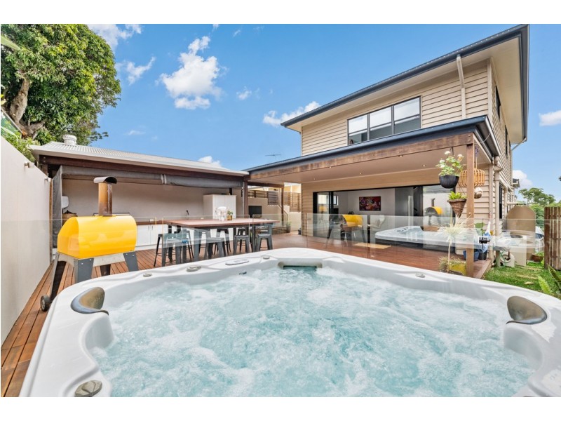 60 Raymont Road, Grange QLD 4051