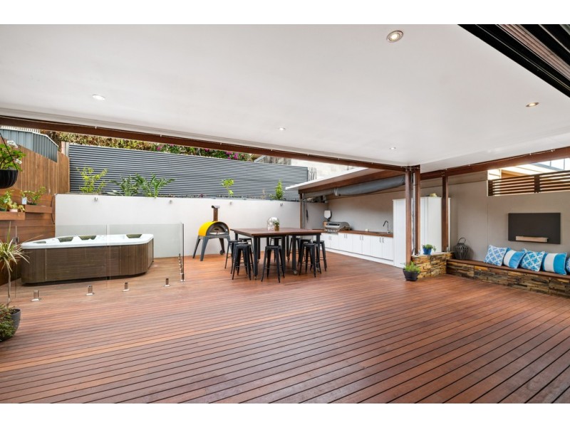 60 Raymont Road, Grange QLD 4051