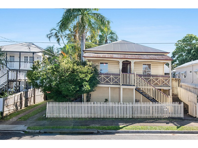 17 Blaxland Street, Milton QLD 4064