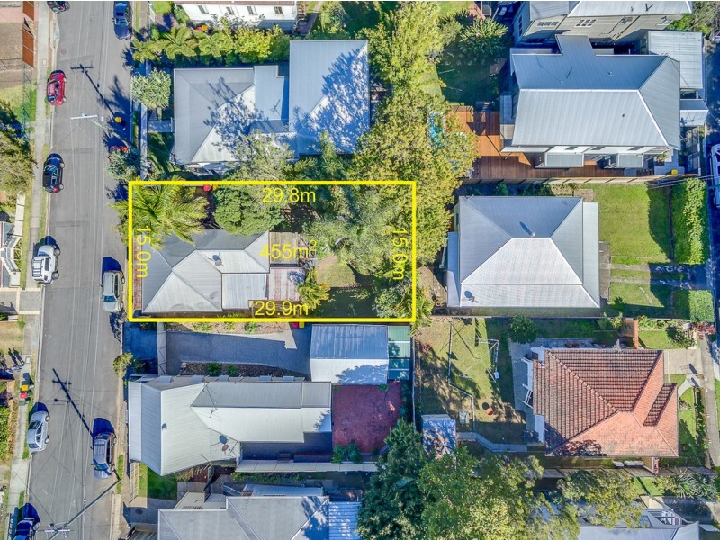 17 Blaxland Street, Milton QLD 4064