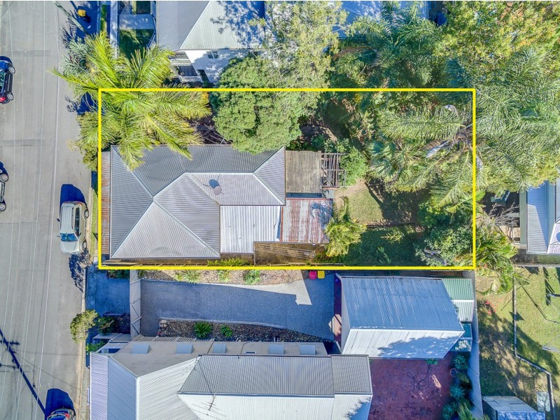 17 Blaxland Street, Milton QLD 4064