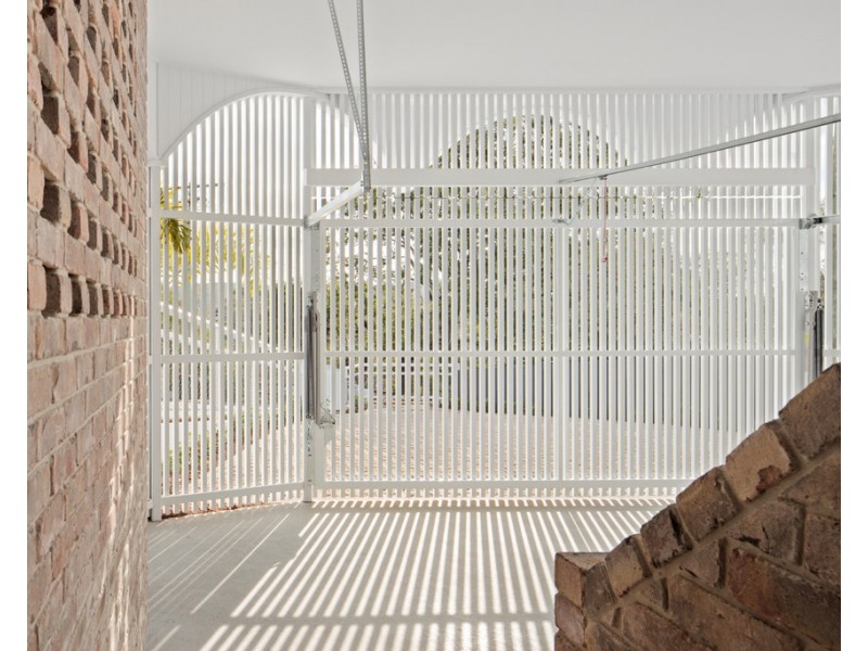 8 Garfield Drive, Paddington QLD 4064