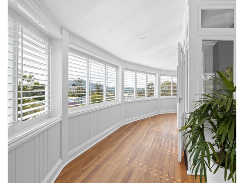 8 Garfield Drive, Paddington QLD 4064