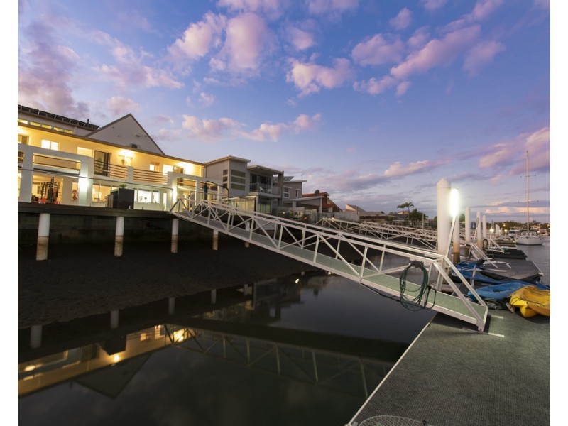 40 Courageous Court, Newport QLD 4020