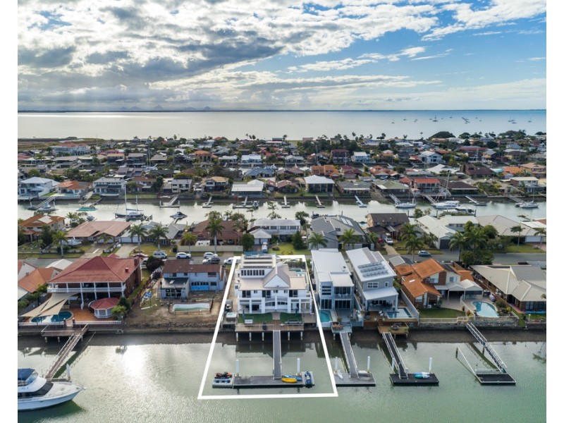 40 Courageous Court, Newport QLD 4020