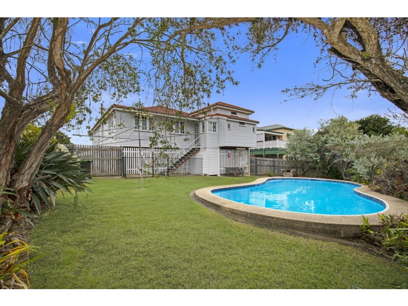 12 Stephenson Street, Bardon QLD 4065