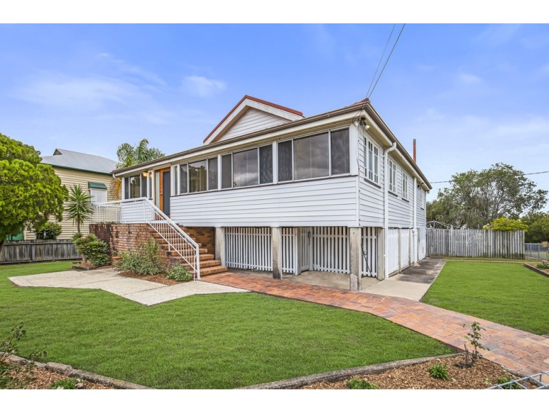 12 Stephenson Street, Bardon QLD 4065