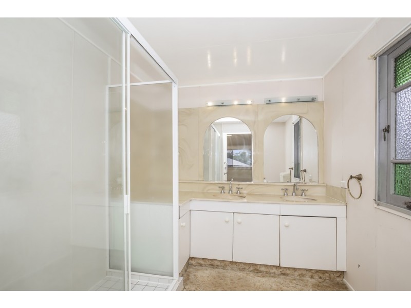 12 Stephenson Street, Bardon QLD 4065