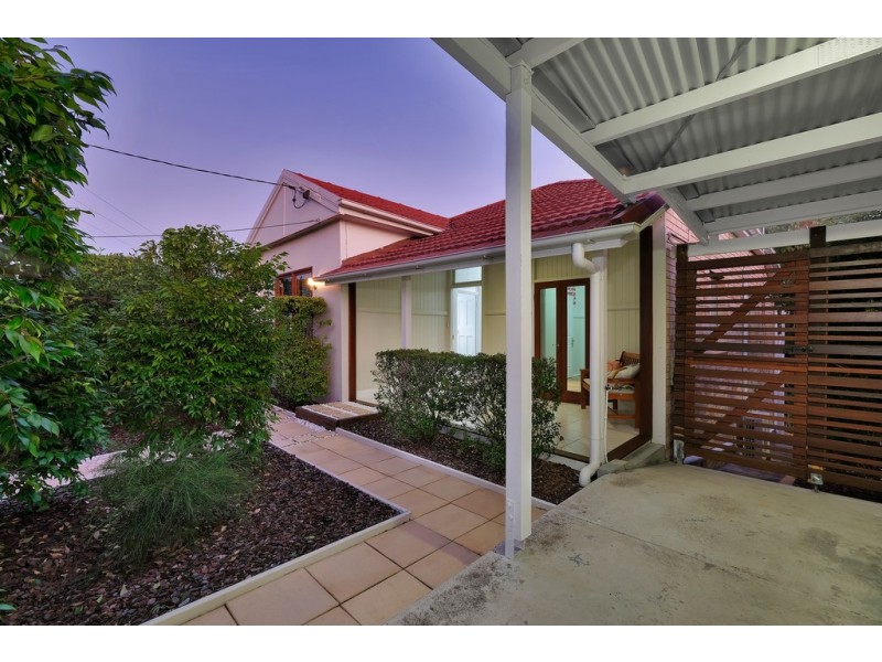 106 Arthur Terrace, Red Hill QLD 4059