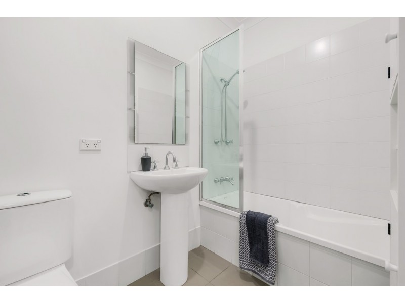 106 Arthur Terrace, Red Hill QLD 4059