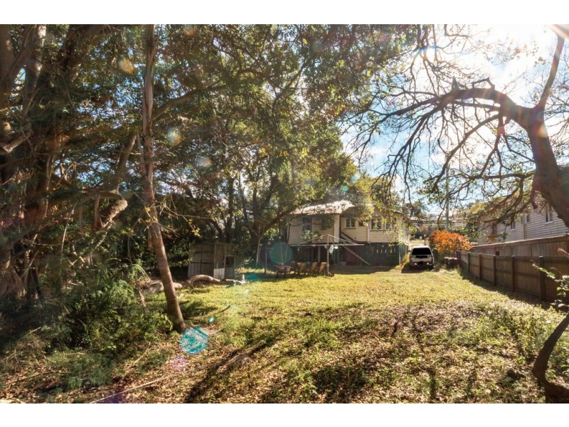 40 Balmoral Street, Hawthorne QLD 4171