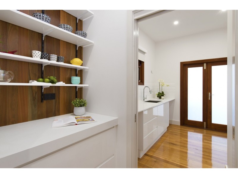 17 Glanmire Street, Paddington QLD 4064