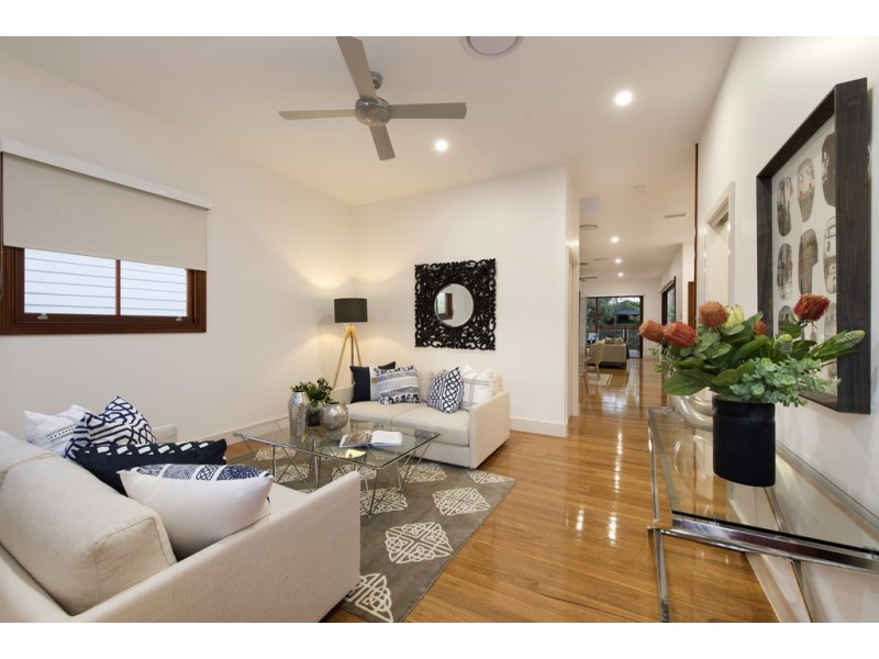 17 Glanmire Street, Paddington QLD 4064