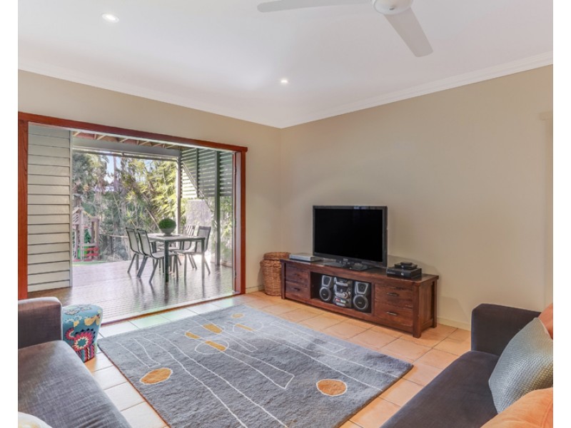 19 Agnes Street, Auchenflower QLD 4066