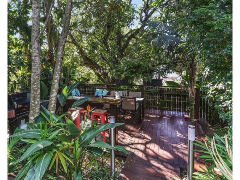 19 Agnes Street, Auchenflower QLD 4066