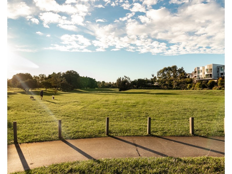 74 Hall Street, Sherwood QLD 4075