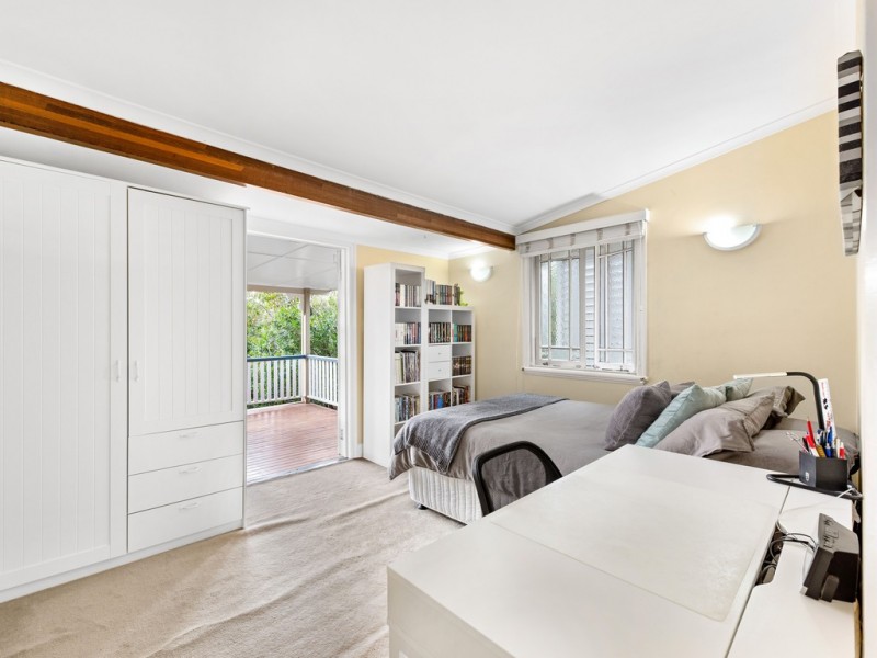 73 Kauri Road, Ashgrove QLD 4060