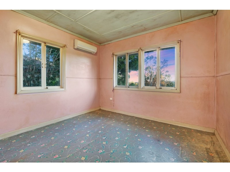 17 Yates Avenue, Ashgrove QLD 4060