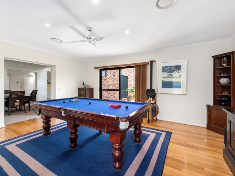 31 Brompton Place, Brookfield QLD 4069