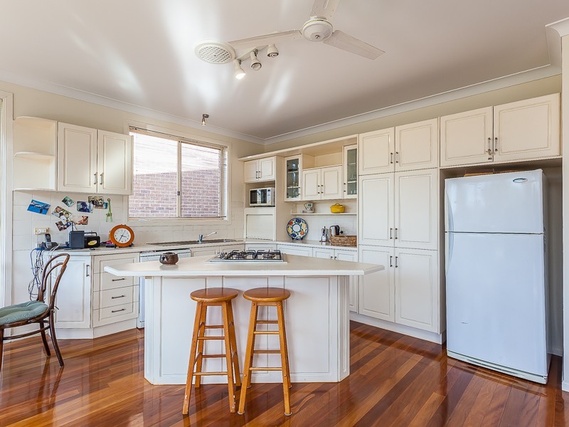 32 Thorpe Street, Indooroopilly QLD 4068