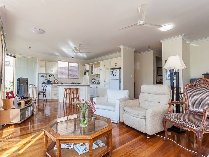 32 Thorpe Street, Indooroopilly QLD 4068