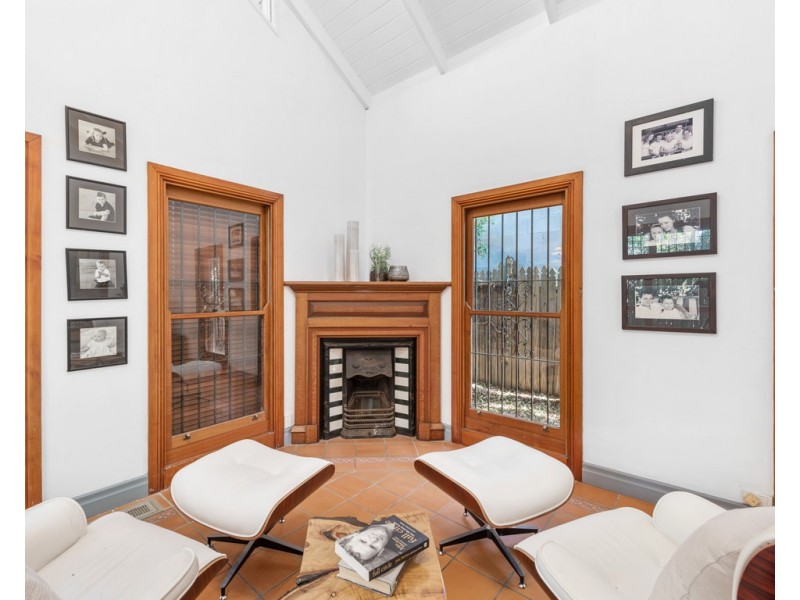 42 Queens Road, Clayfield QLD 4011