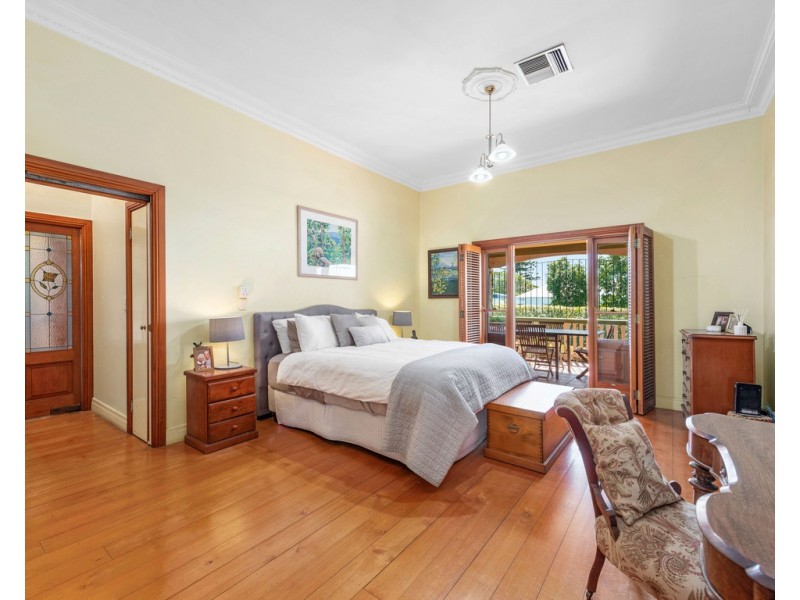 42 Queens Road, Clayfield QLD 4011