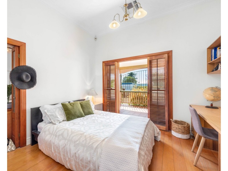 42 Queens Road, Clayfield QLD 4011