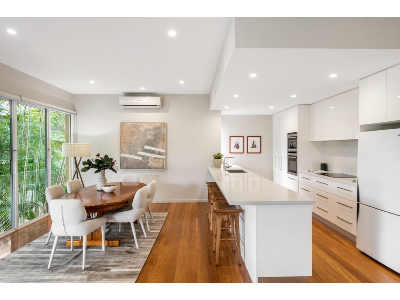 46 Dudley Street, Bardon QLD 4065