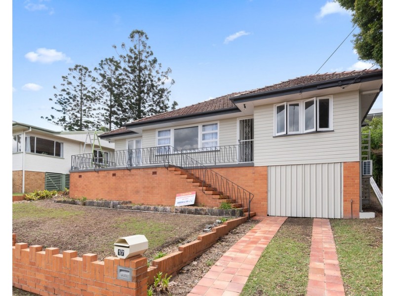 17 Yates Avenue, Ashgrove QLD 4060