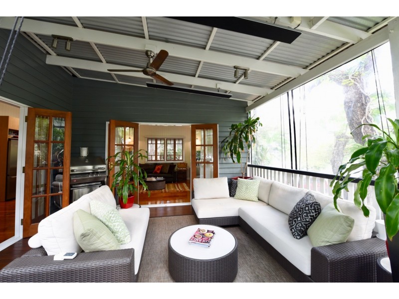 20 Devonshire Street, Ashgrove QLD 4060